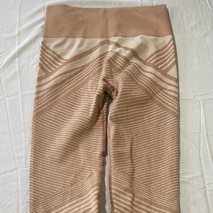 Good American Leggings